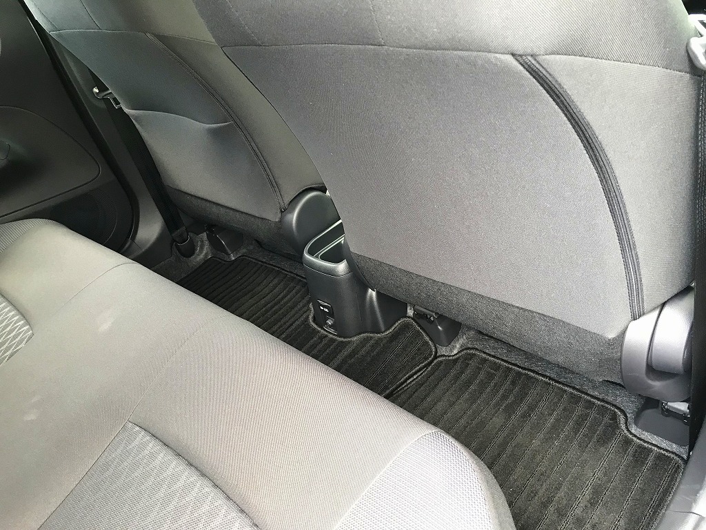 JDM JDM Toyota Aqua Rear seat