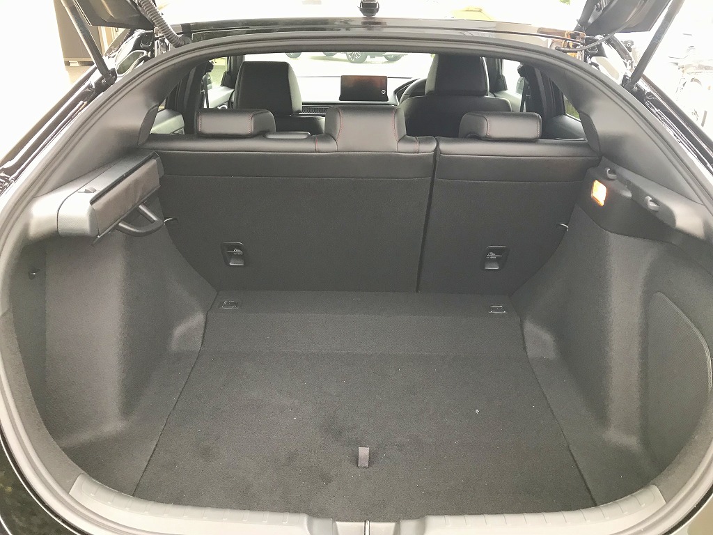 JDM HONDA CIVIC 11th generation Luggage space