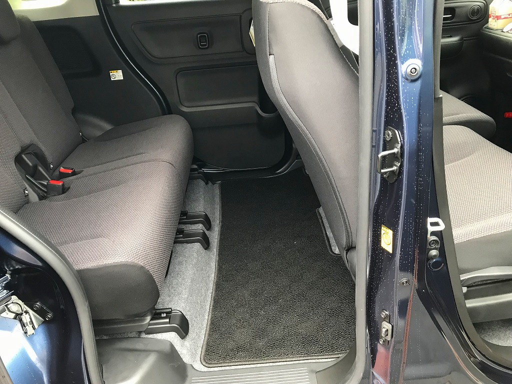 JDM Suzuki Wagon R Smile Rear seat