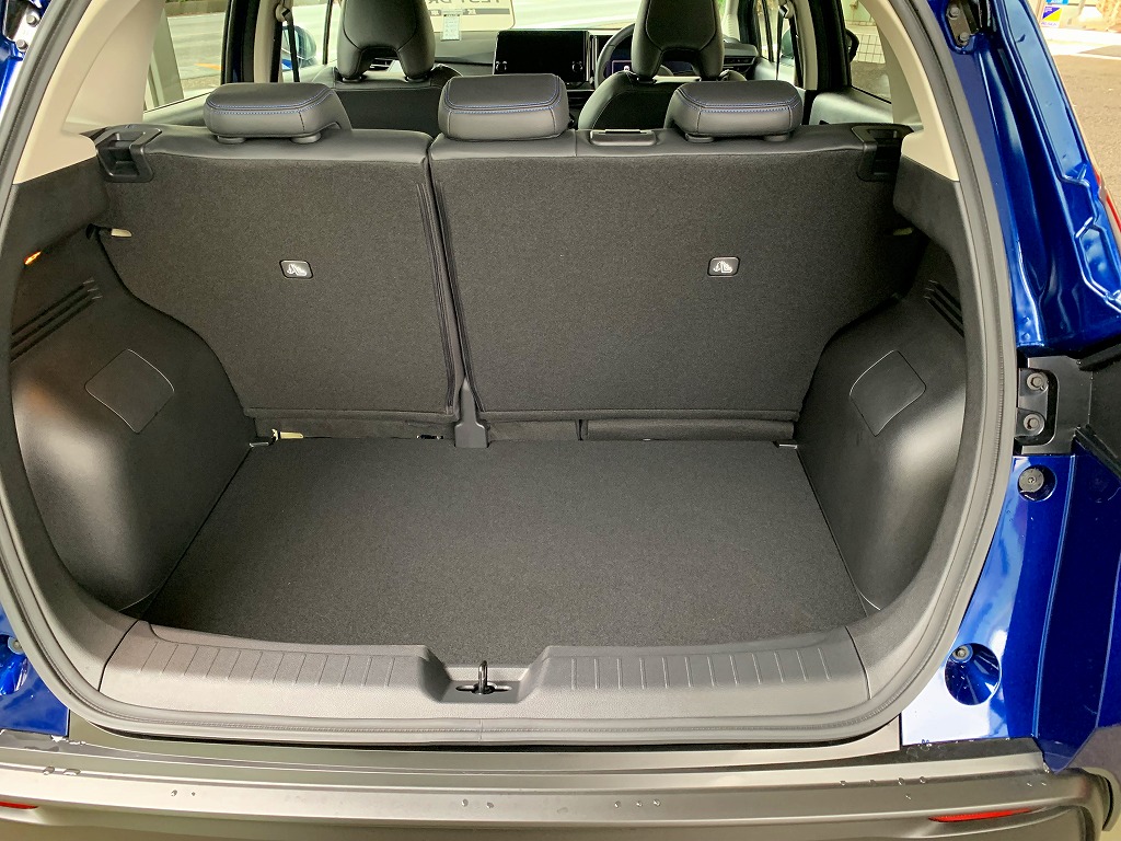 JDM Nissan Note AUTECH CROSSOVER Luggage space